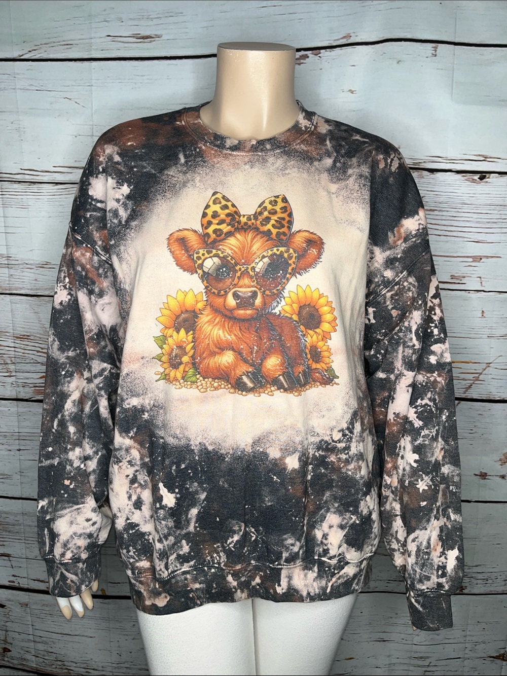 Gildan Size 2XL Highland Cow Sunflower Crew Neckline Fleece Lined Sweatshirt Top